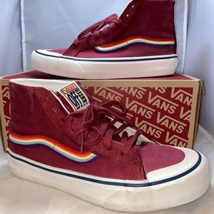 SK8 Hi 138 Decon Red Rainbow